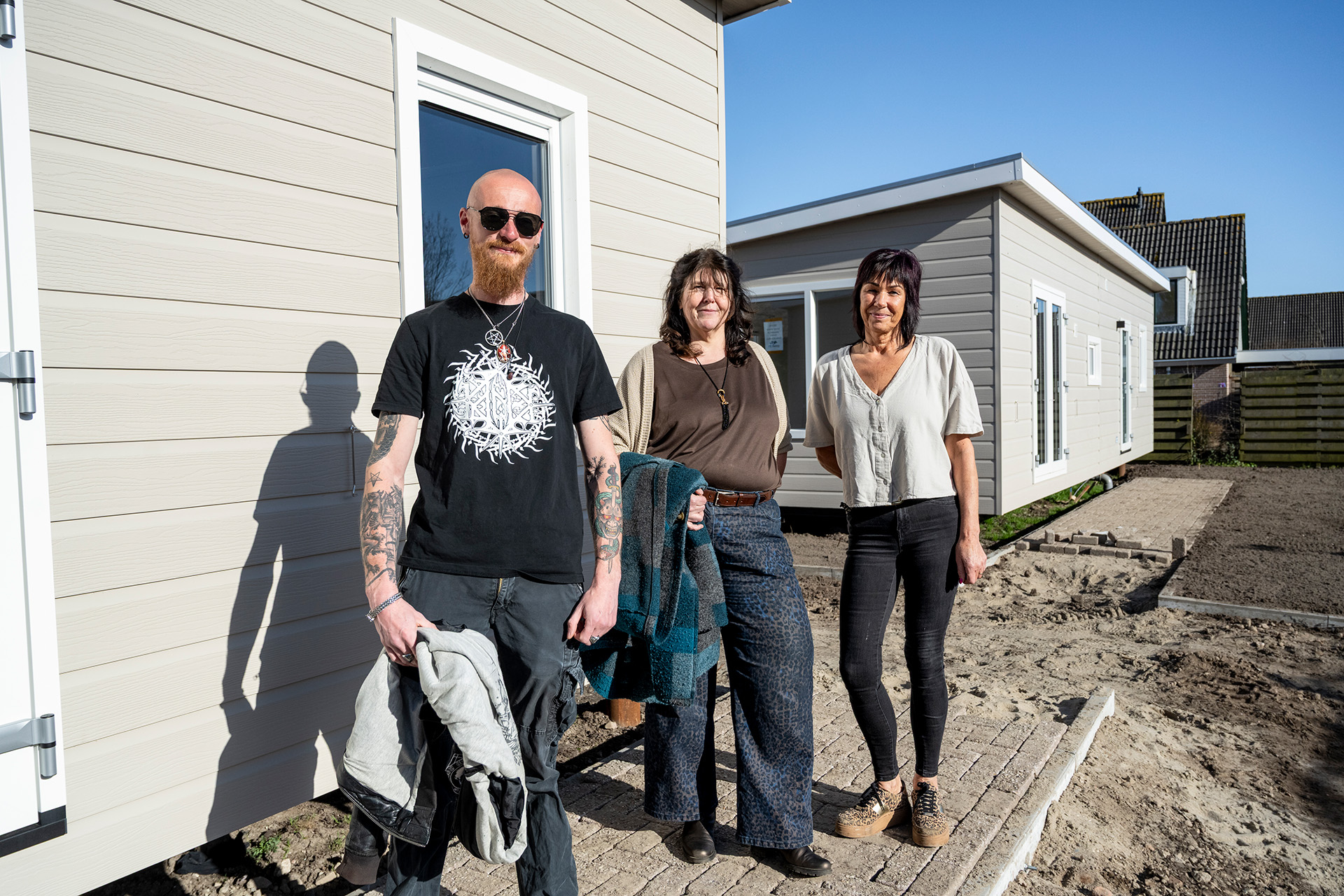 In Ossenzijl waren geen sociale huurwoningen en niemand wilde ze bouwen. Daarom richtten dorpsbewoners zelf een woningcorporatie op.
